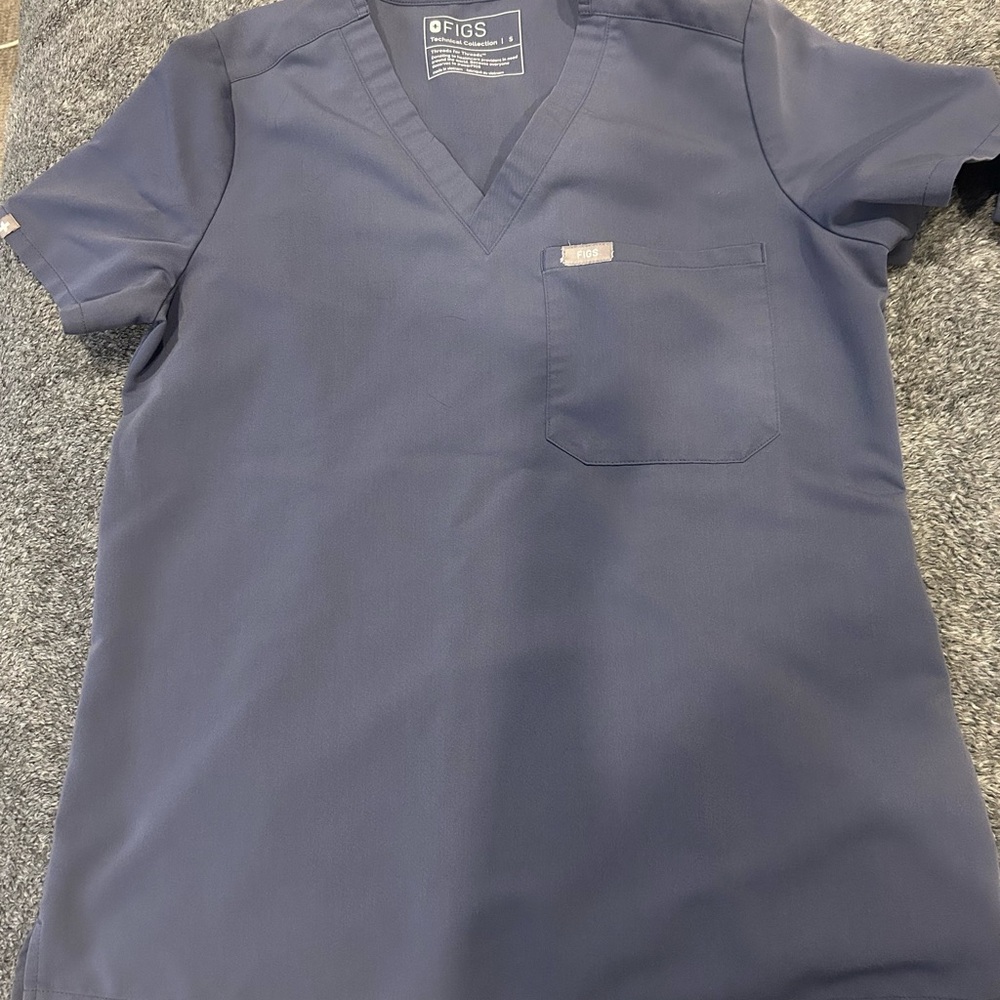 Figs Women's Space Navy V-Neck Scrub Set